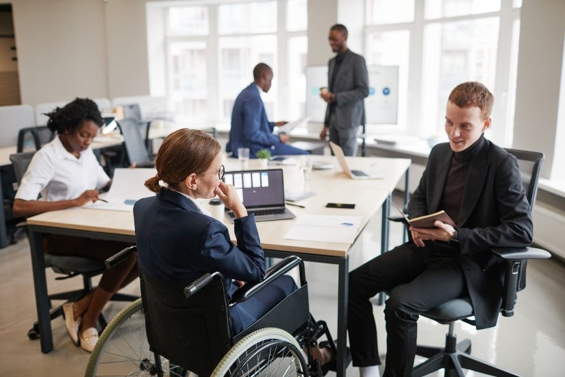 Comprendre les avantages d'un lieu de travail diversifié et inclusif